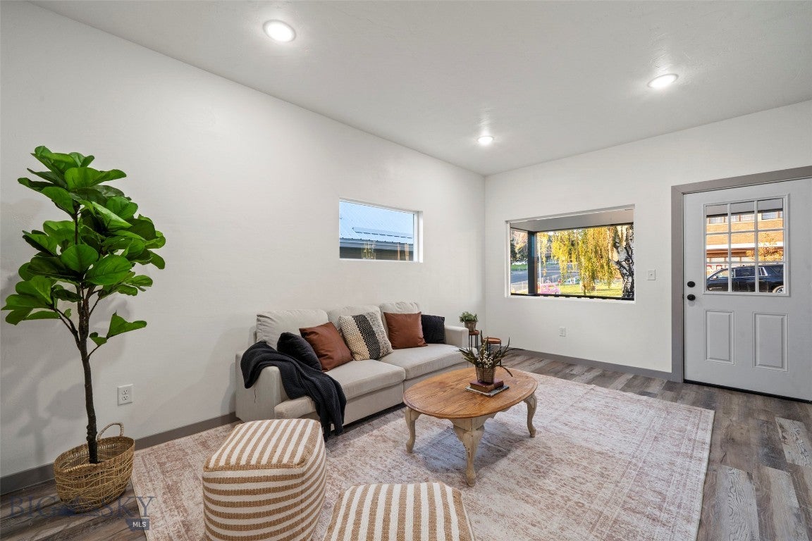 920 W Platinum Street