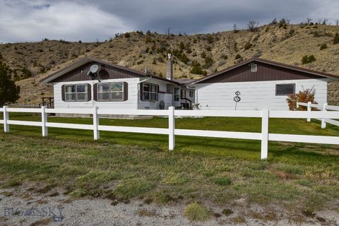 567 US Highway 12 E, Townsend, MT 59644 - #: 377920