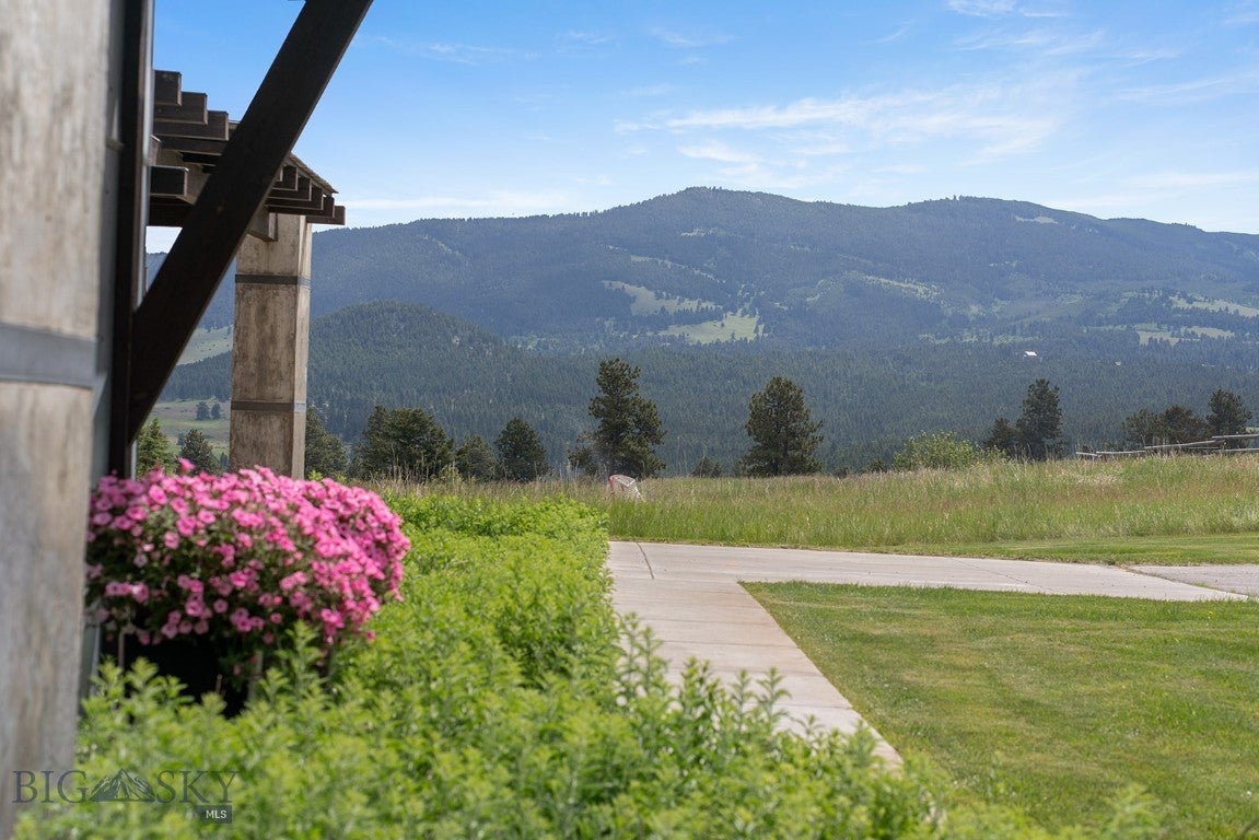 2 Finn Mountain Road