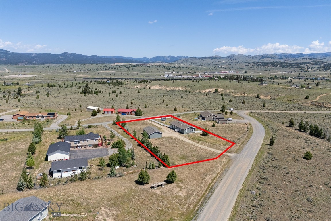 Rocker, Montana 59701, United States, 3 Bedrooms Bedrooms, ,2 BathroomsBathrooms,Residential,Pending,152177