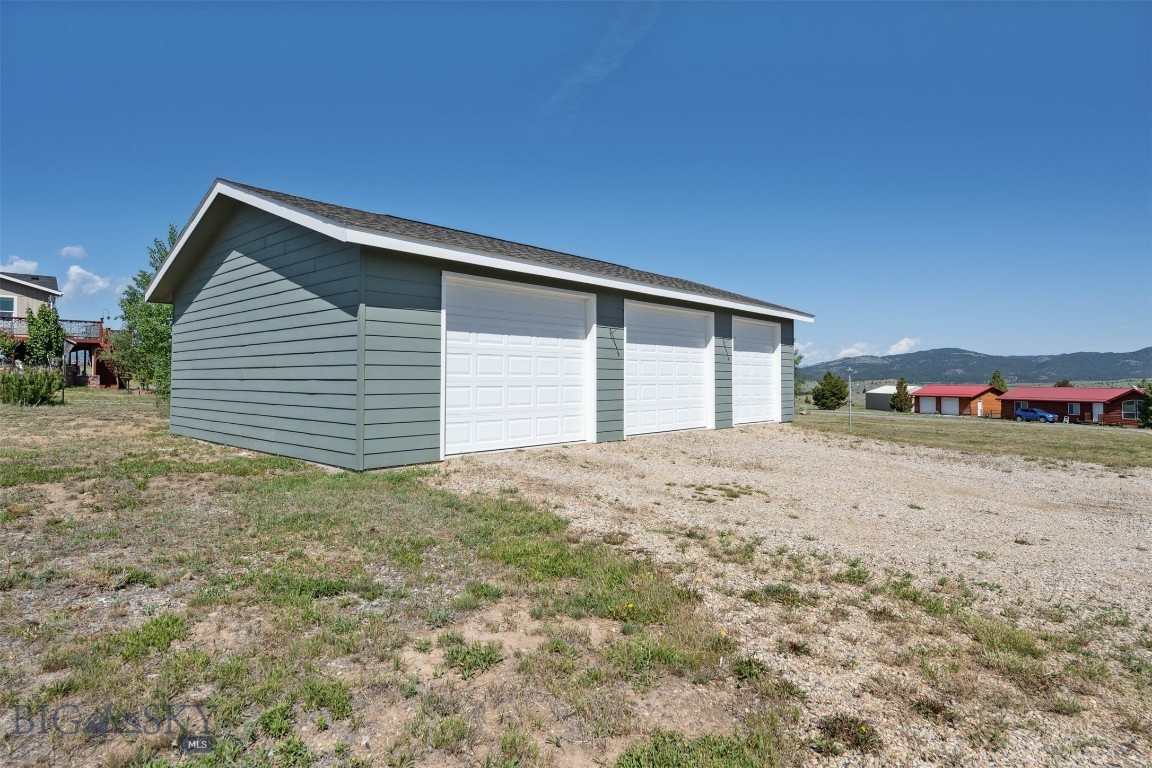 Rocker, Montana 59701, United States, 3 Bedrooms Bedrooms, ,2 BathroomsBathrooms,Residential,Pending,152177
