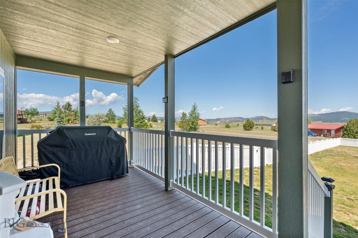 Rocker, Montana 59701, United States, 3 Bedrooms Bedrooms, ,2 BathroomsBathrooms,Residential,Pending,152177