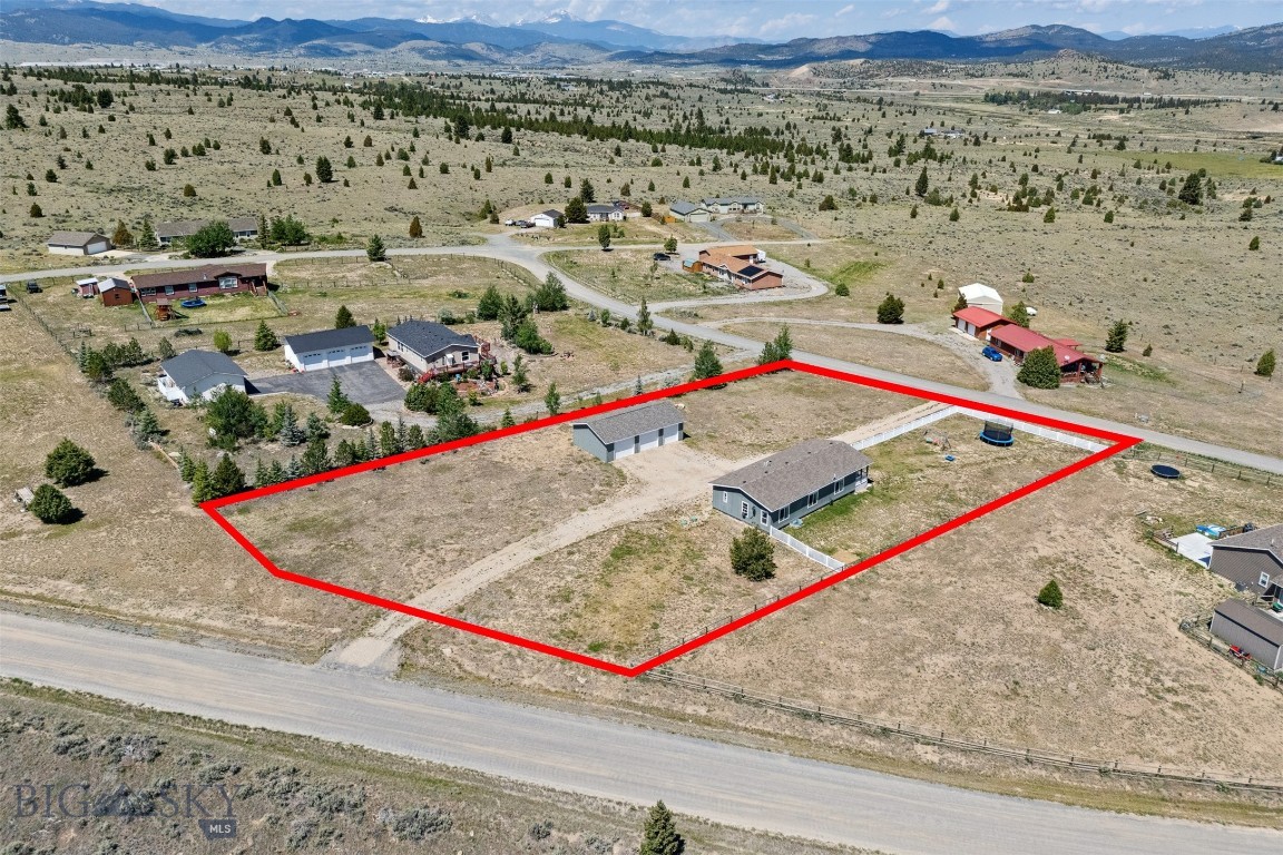 Rocker, Montana 59701, United States, 3 Bedrooms Bedrooms, ,2 BathroomsBathrooms,Residential,Pending,152177