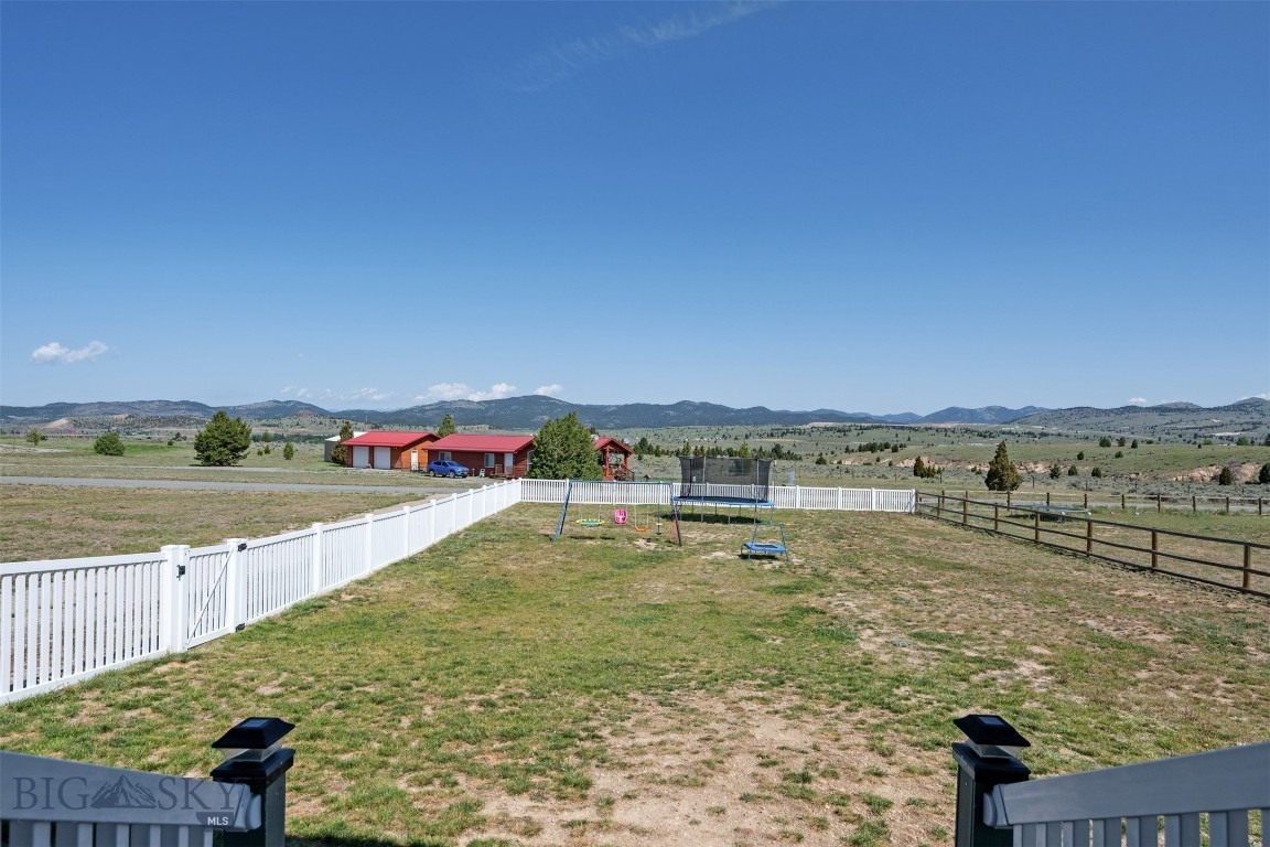 Rocker, Montana 59701, United States, 3 Bedrooms Bedrooms, ,2 BathroomsBathrooms,Residential,Pending,152177