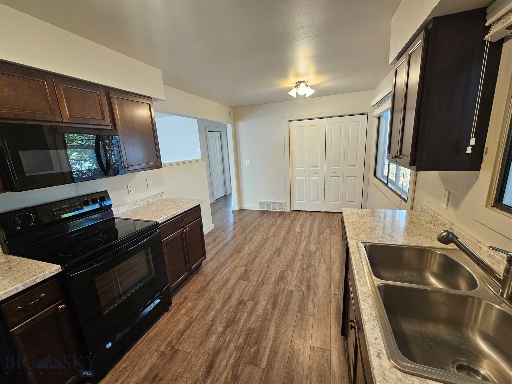 Grafs 1st Addition - Residential Income