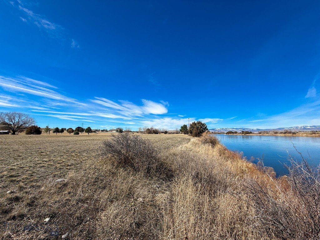 Missouri River Rendezvous - Land