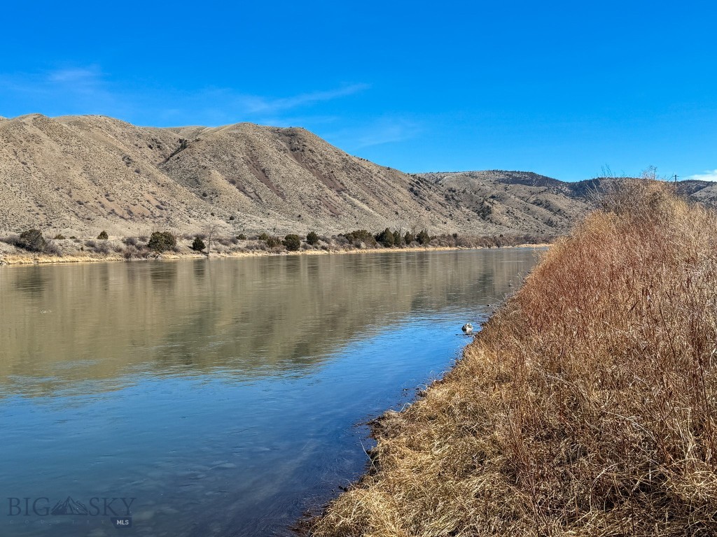Missouri River Rendezvous - Land