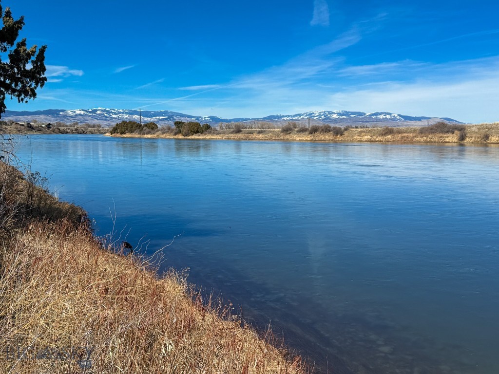 Missouri River Rendezvous - Land