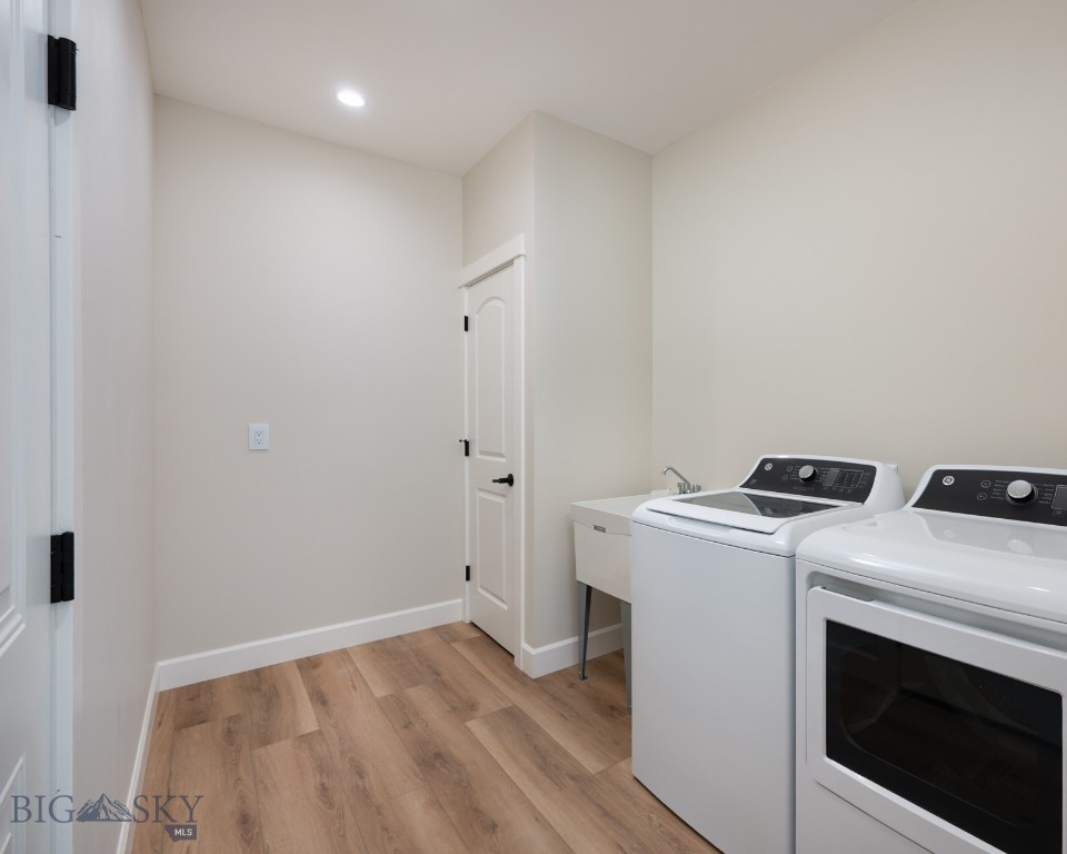 Manhattan Meadows - Residential