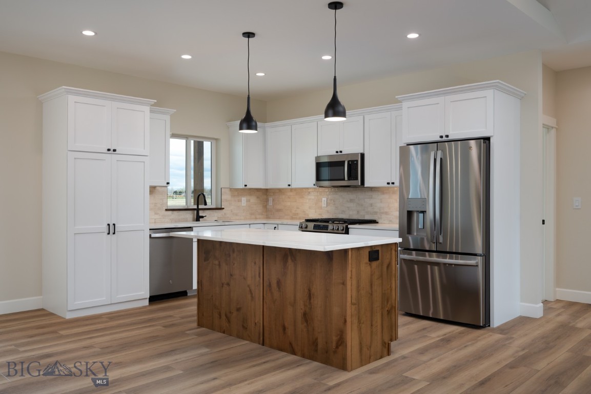 Manhattan Meadows - Residential