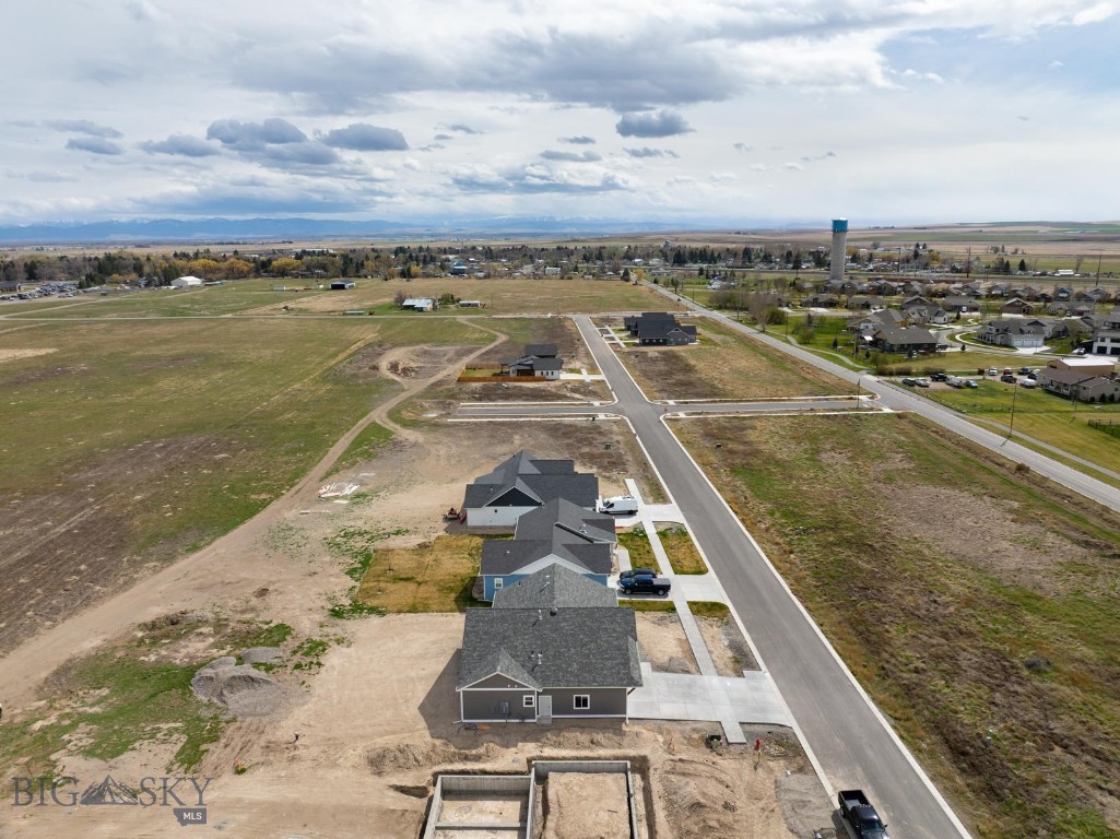 Manhattan Meadows - Residential