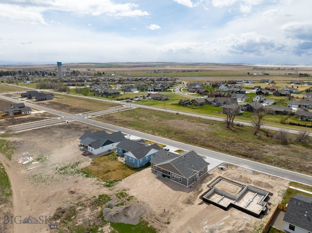 Manhattan Meadows - Residential