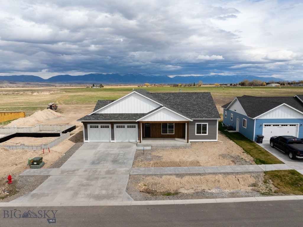 Manhattan Meadows - Residential