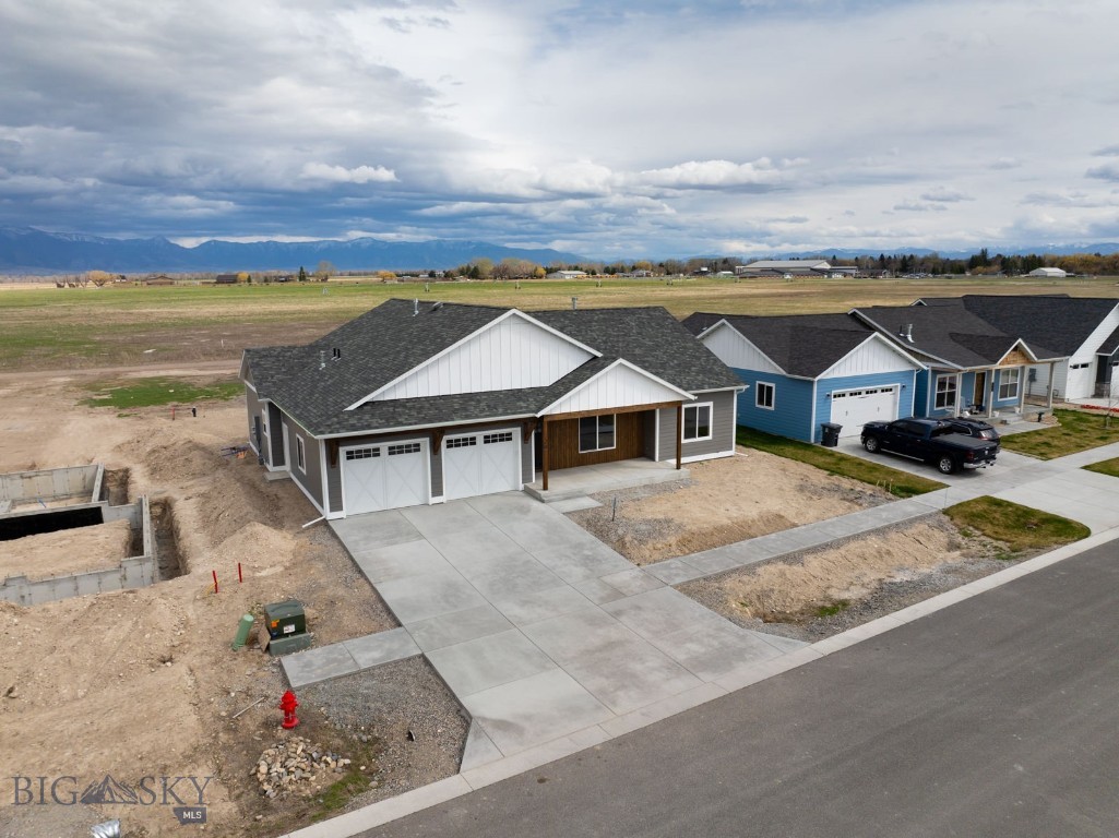 Manhattan Meadows - Residential