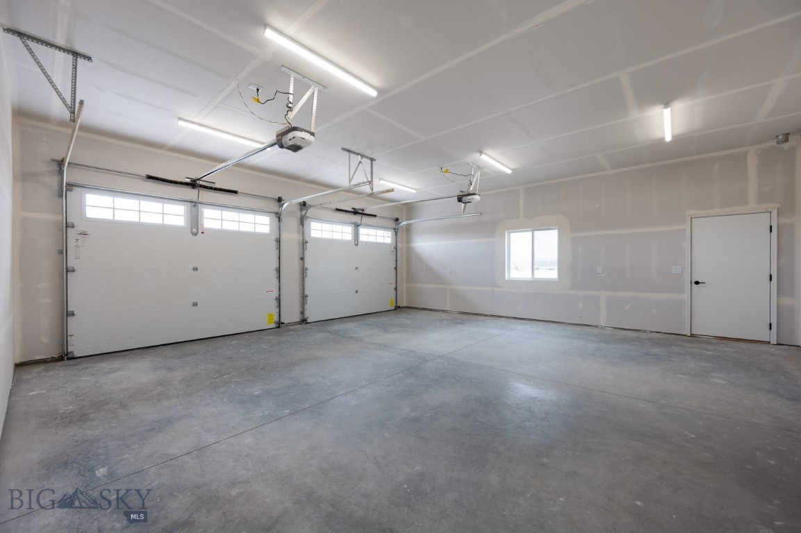 Manhattan Meadows - Residential