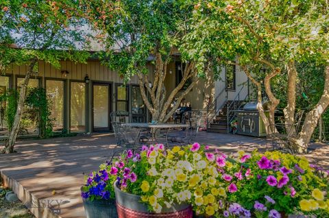 Photo of 726 US Highway 10 West W, Livingston, MT 59047 (MLS # 401505)