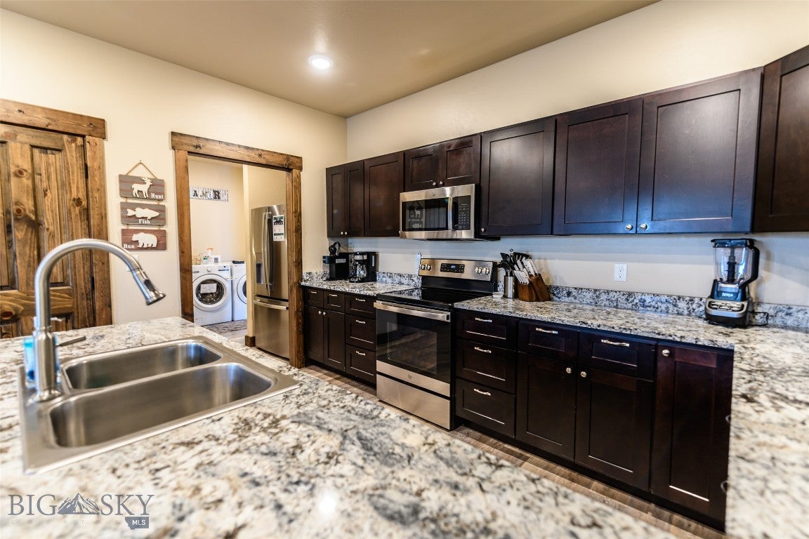 28 Bobcat Trail