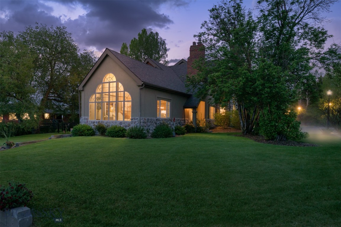 40 N Lake Drive