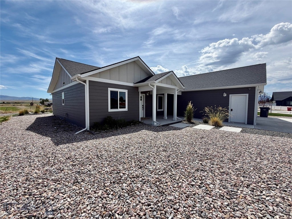 88 Thomas Way