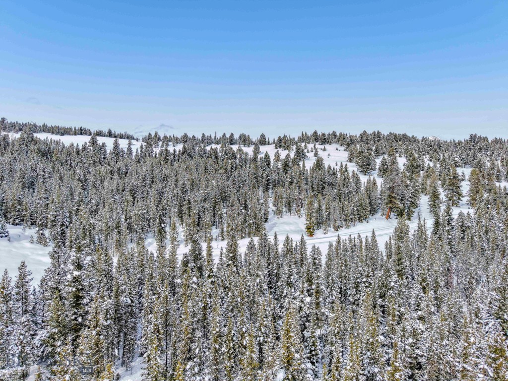 Ranches Neighborhood - Land