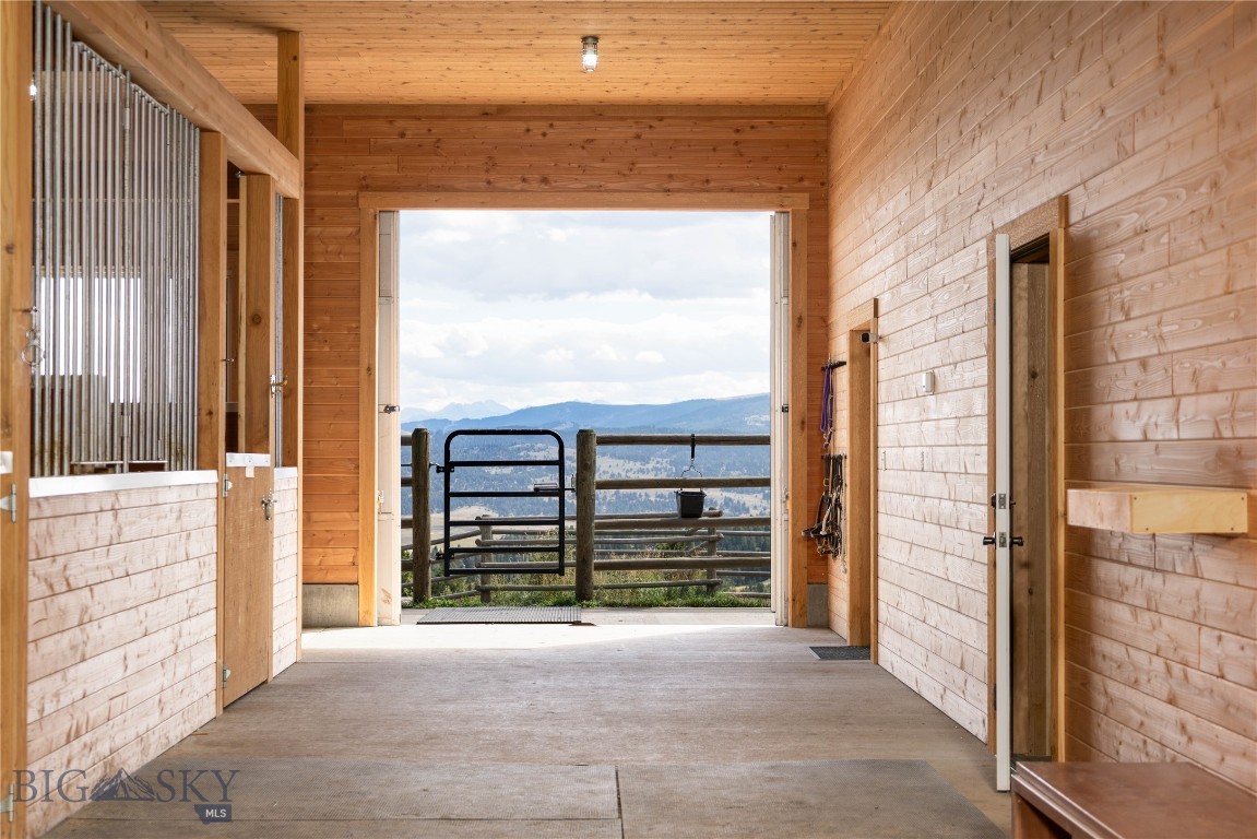 North Pass Ranches - Residential