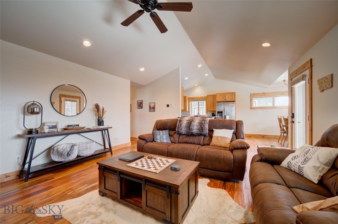 Falcon Hollow - Residential