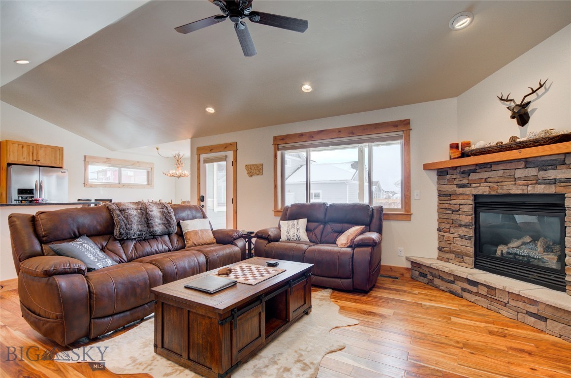 Falcon Hollow - Residential