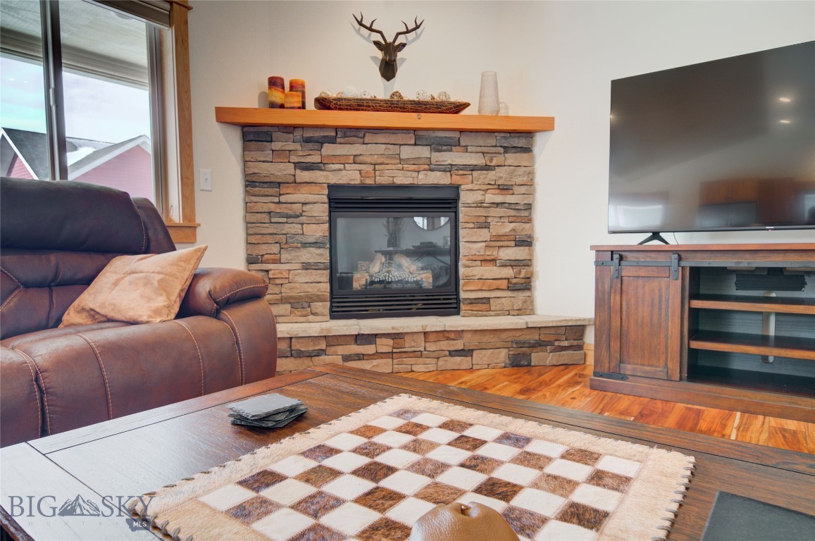 Falcon Hollow - Residential