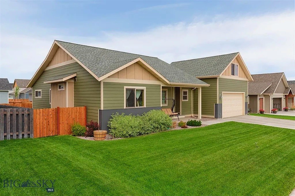 Falcon Hollow - Residential