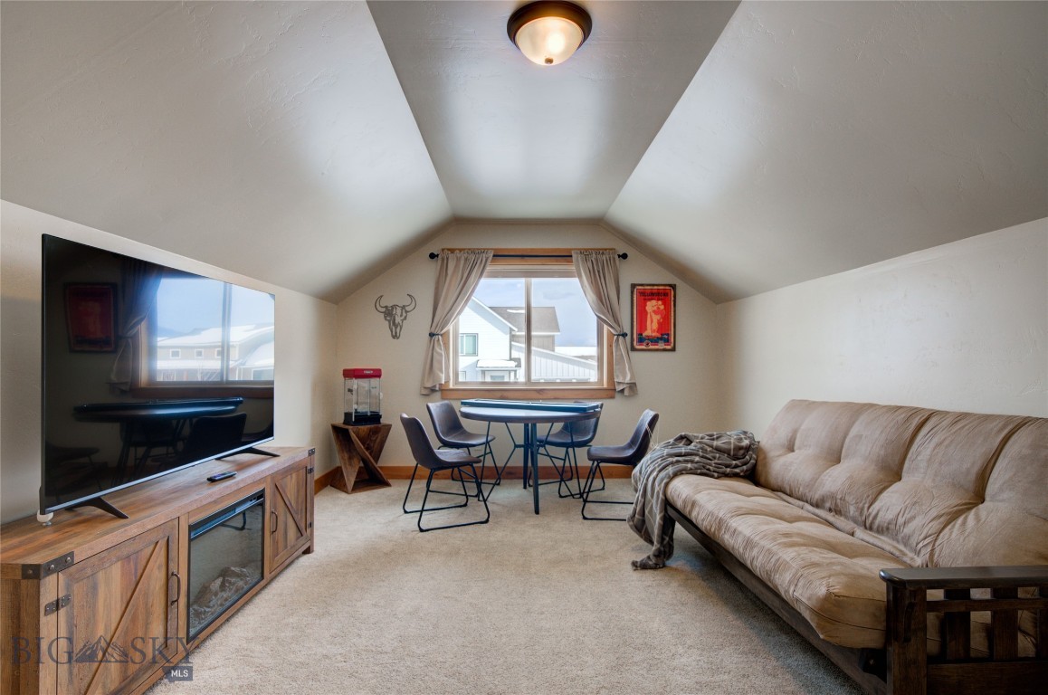 Falcon Hollow - Residential