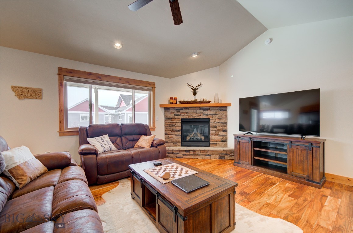Falcon Hollow - Residential