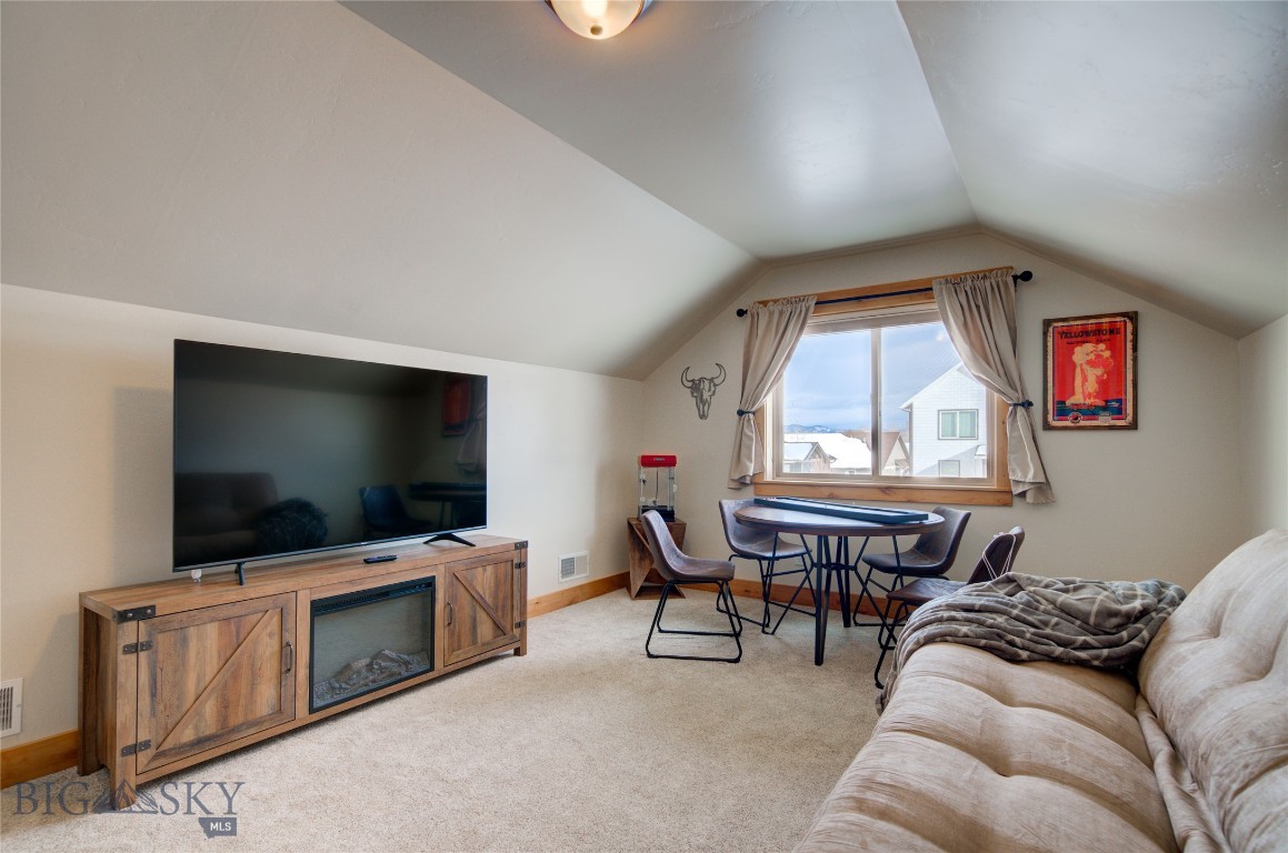 Falcon Hollow - Residential