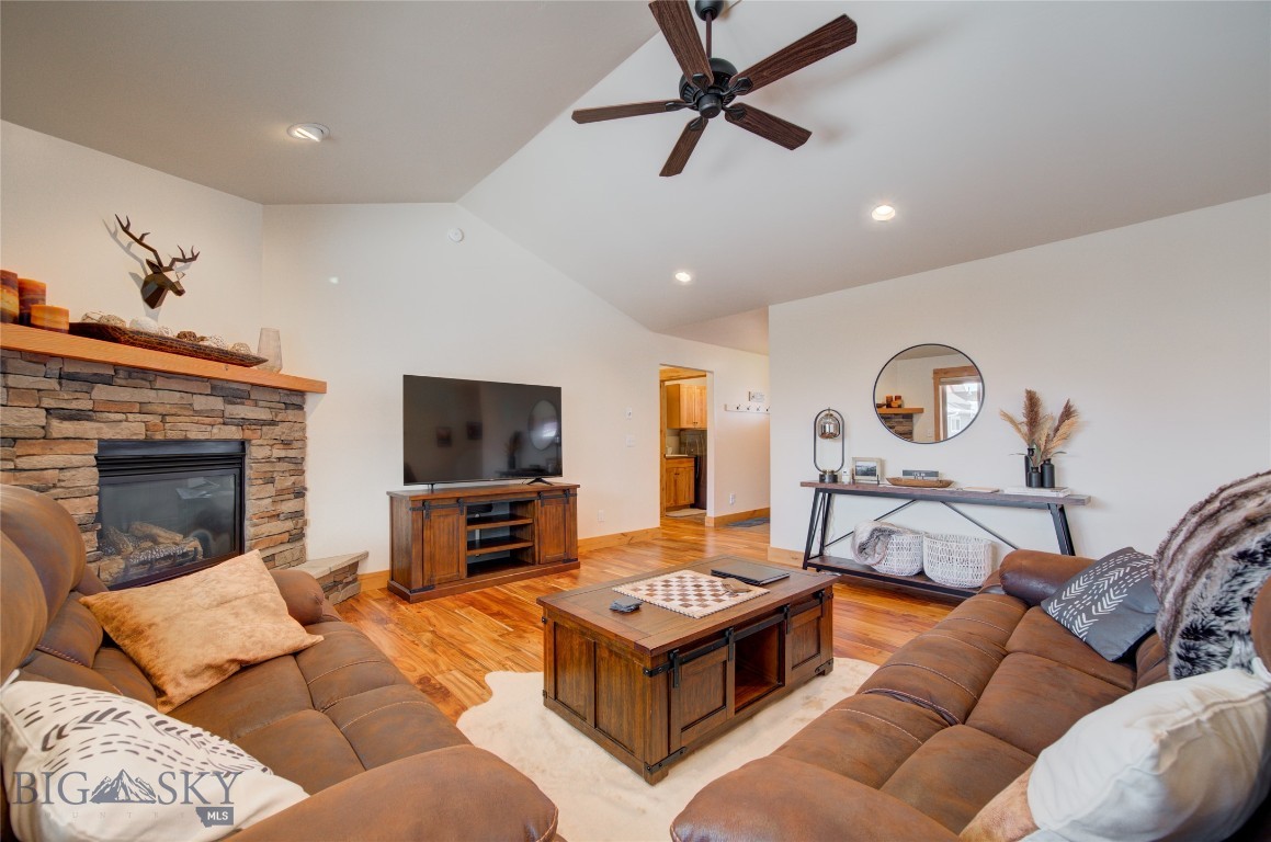 Falcon Hollow - Residential