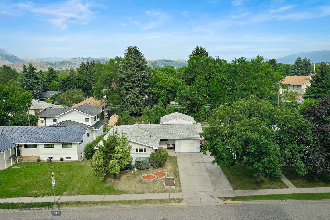 414 N 6th Avenue