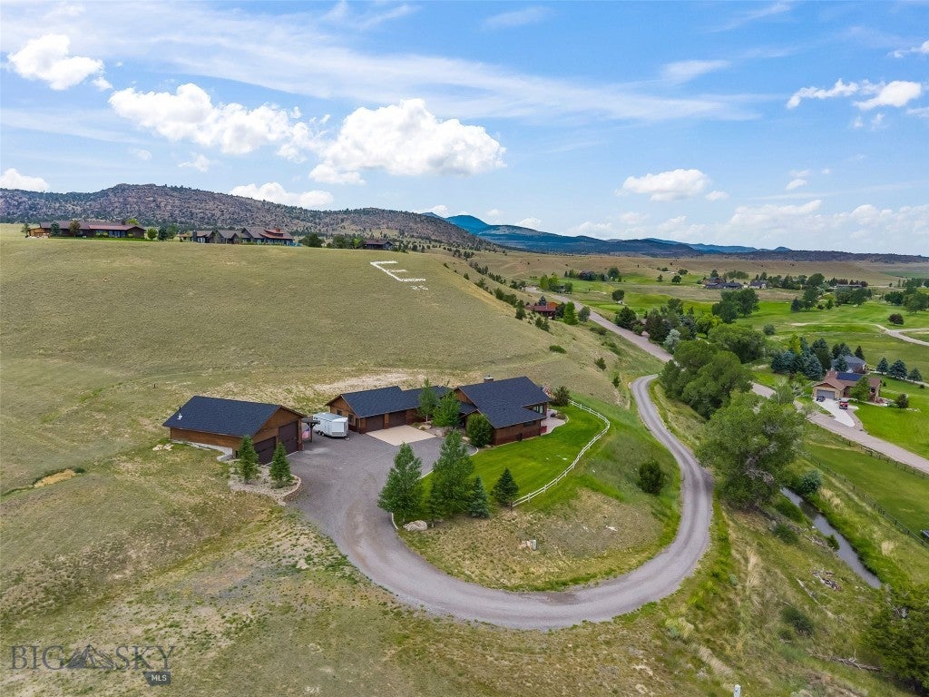 12 Indian Ridge Trail