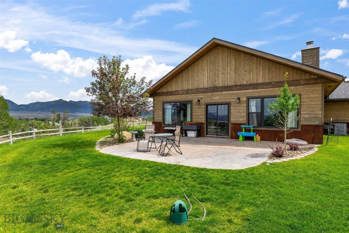 12 Indian Ridge Trail