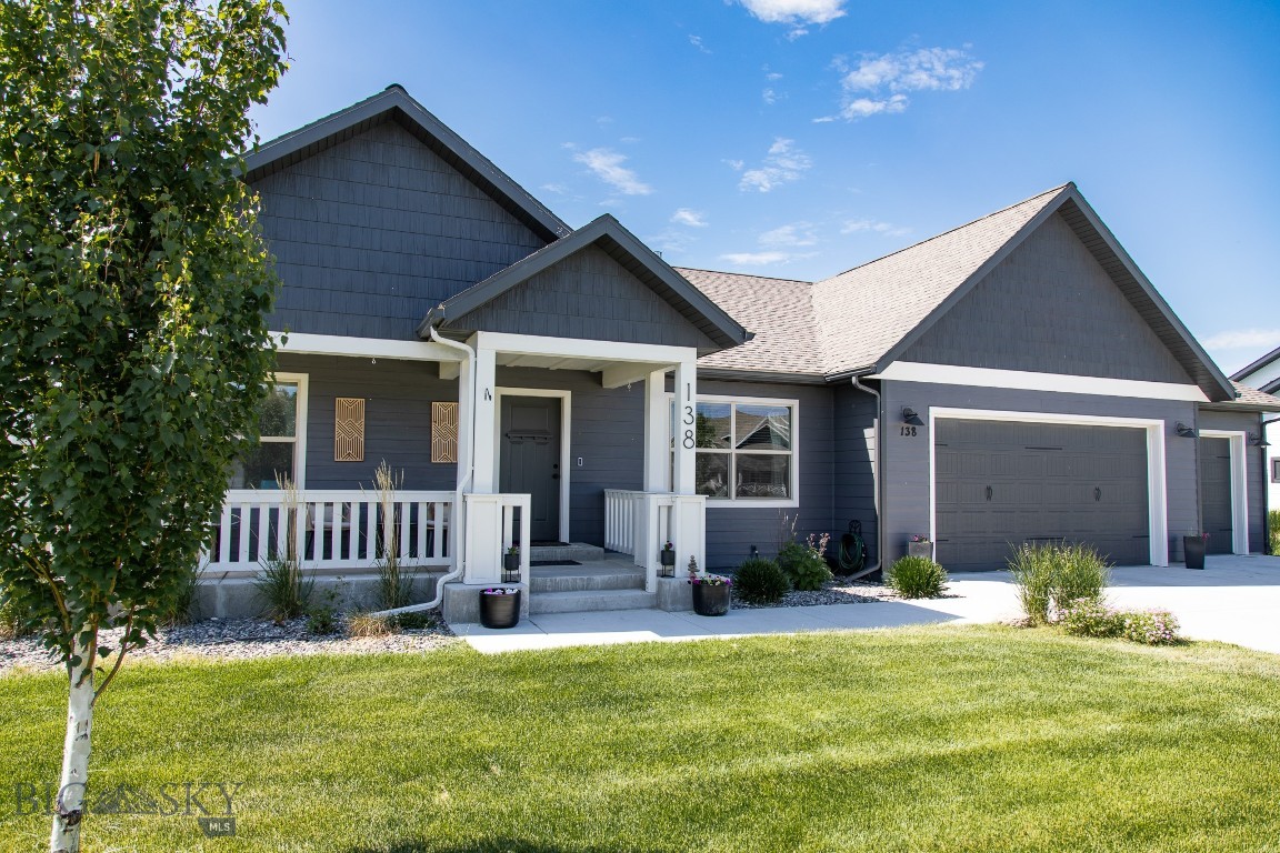138 E Shade Tree Lane