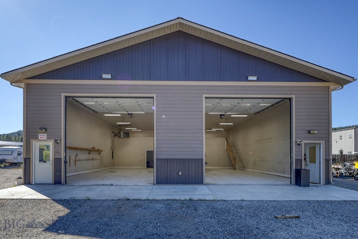 301 Cold Iron Road