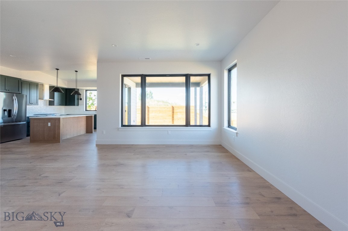 Flanders Creek - Residential