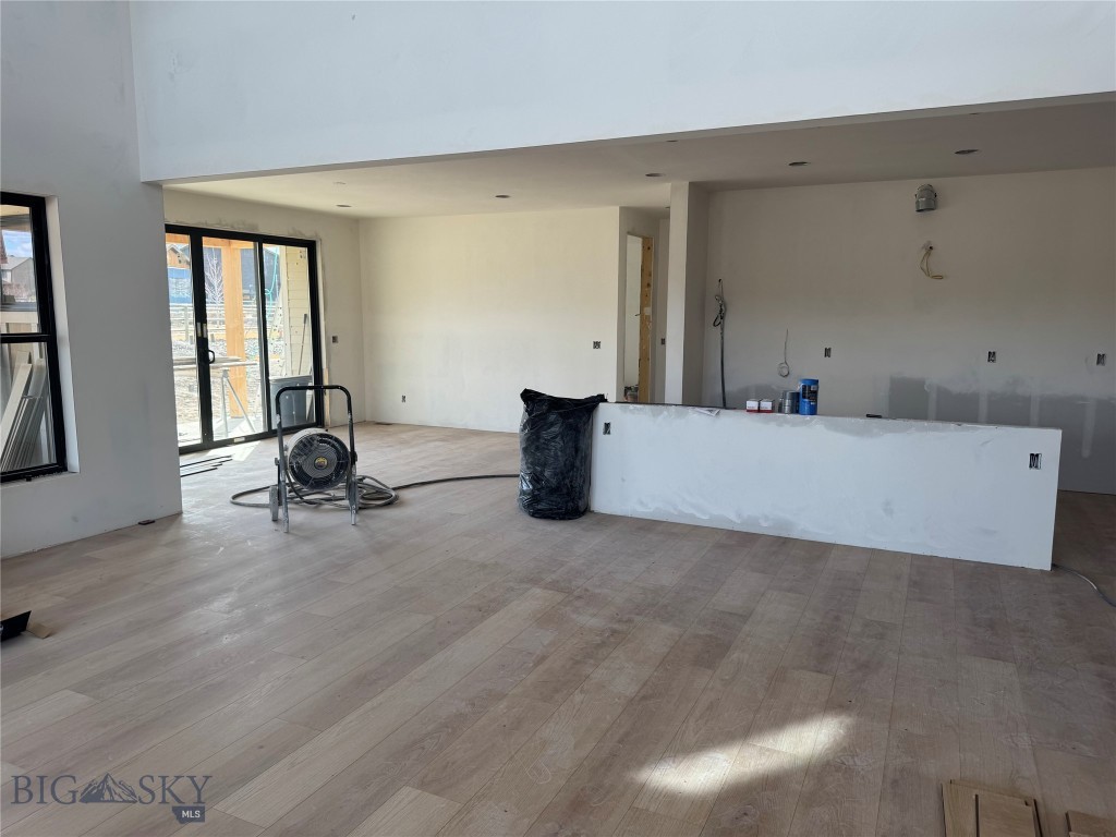 White Horse Ranch - Residential