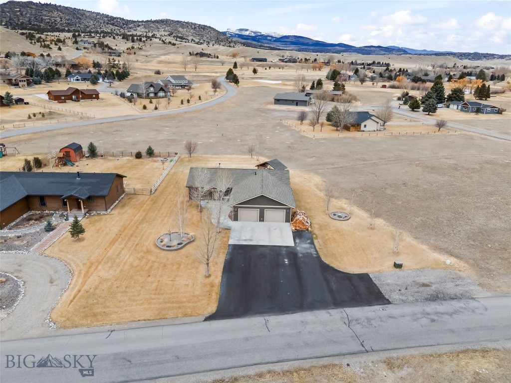 Valley Garden Golf Village - Residential