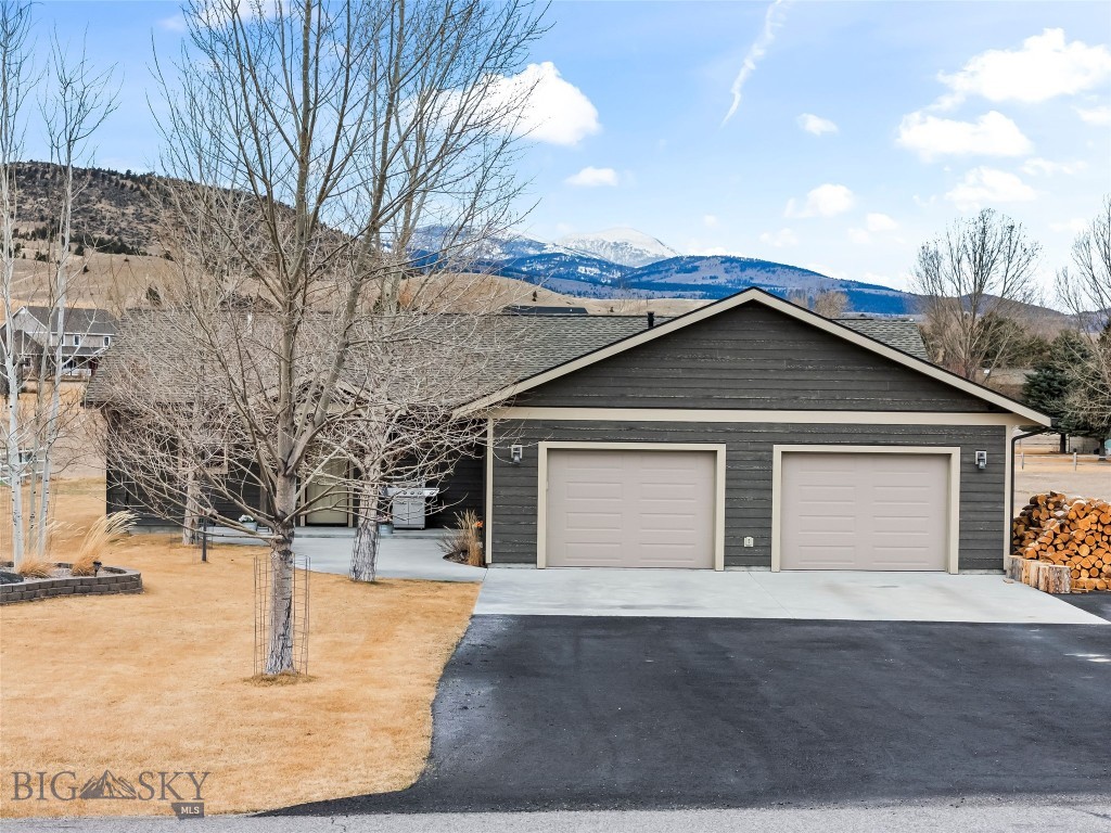 Valley Garden Golf Village - Residential