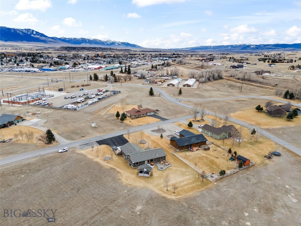 Valley Garden Golf Village - Residential