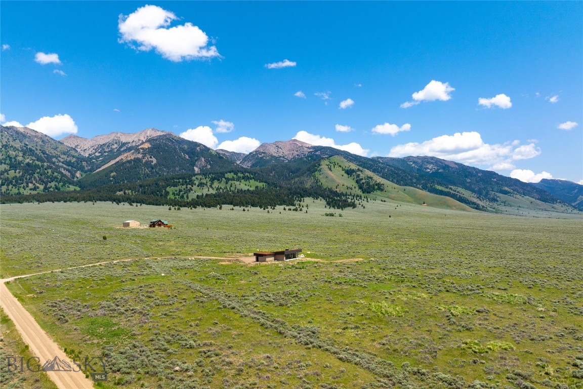 Pine Butte Ranch - Madison County - Residential