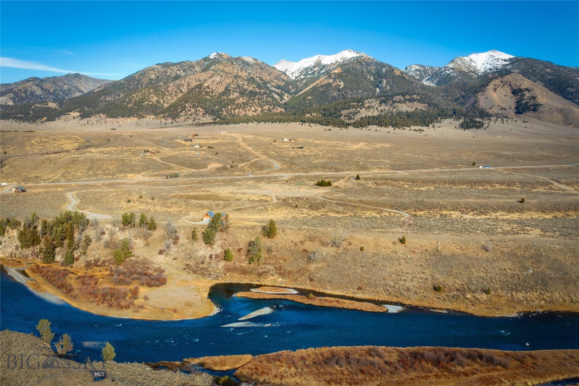 Pine Butte Ranch - Madison County - Residential