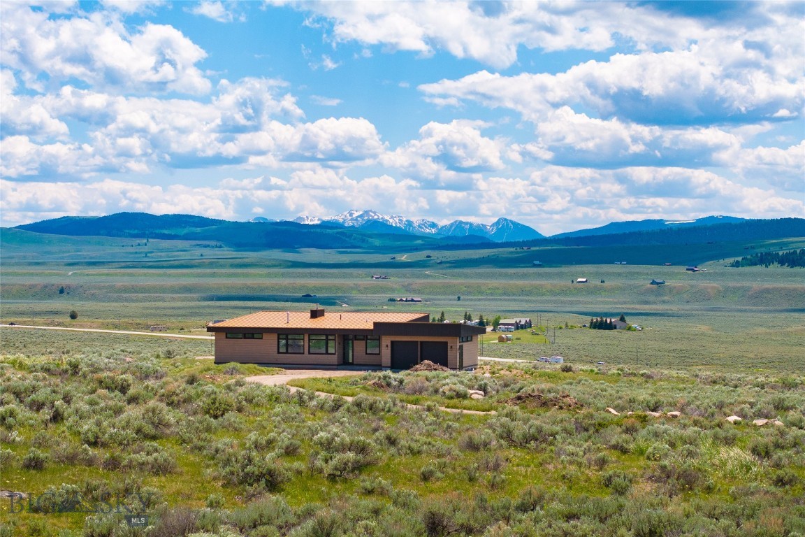 Pine Butte Ranch - Madison County - Residential