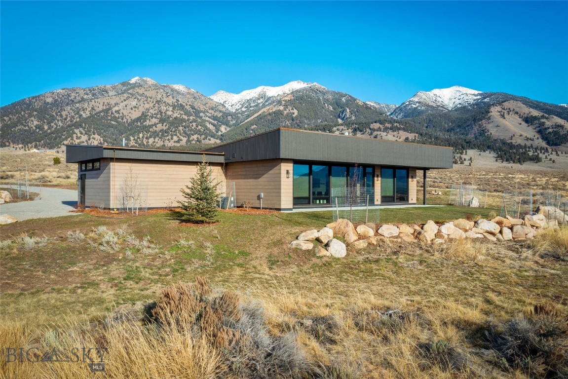 Pine Butte Ranch - Madison County - Residential