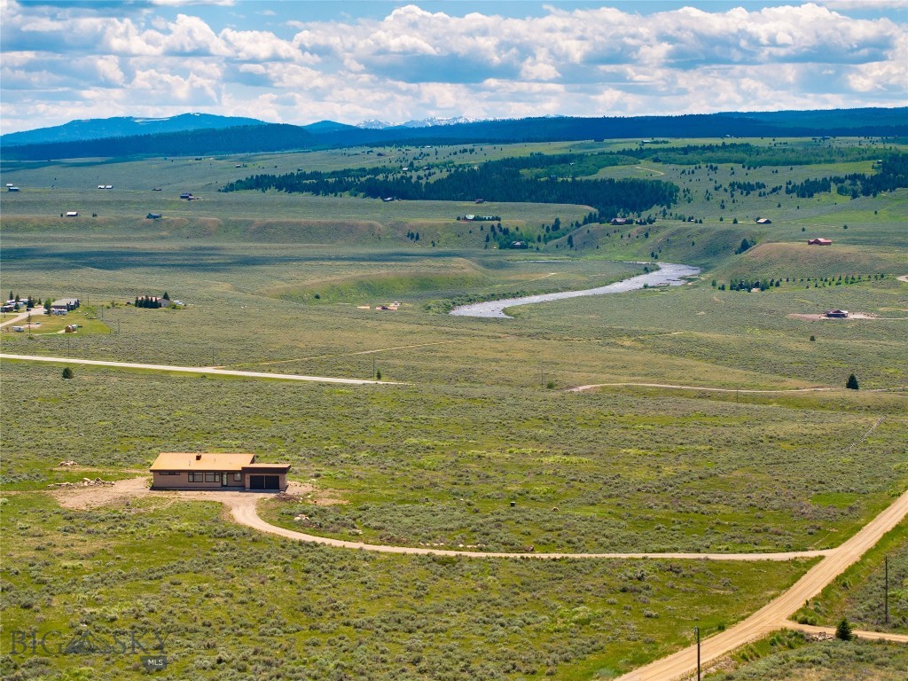 Pine Butte Ranch - Madison County - Residential
