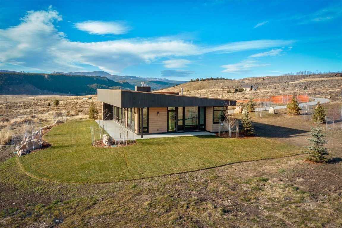 Pine Butte Ranch - Madison County - Residential