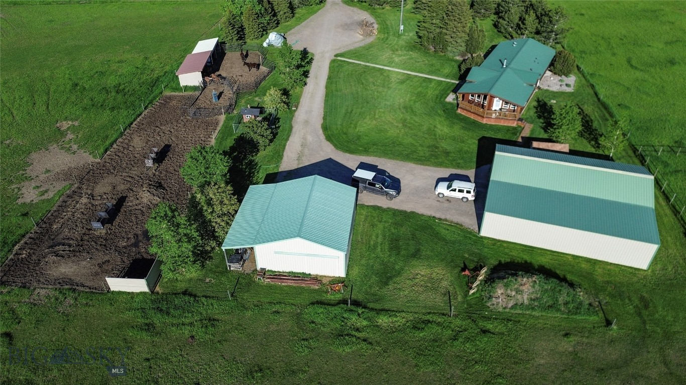 7543 Fowler Lane